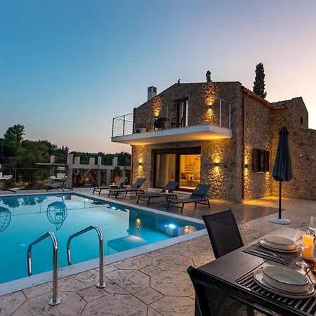 Domus Dervisi, By Estia Vila *