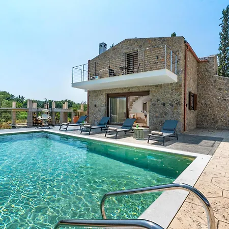 Domus Dervisi, By Estia Corfu (city)